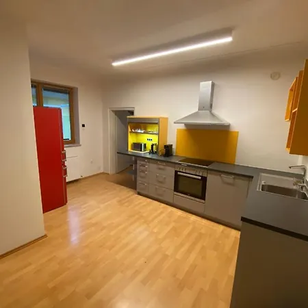 דירה Urban Living - 4 Self Check-in