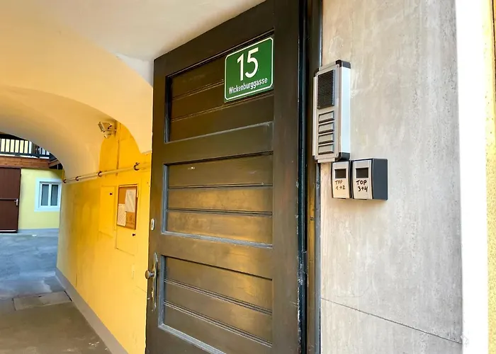 Urban Living - 4 Self Check-in Appartamento Graz